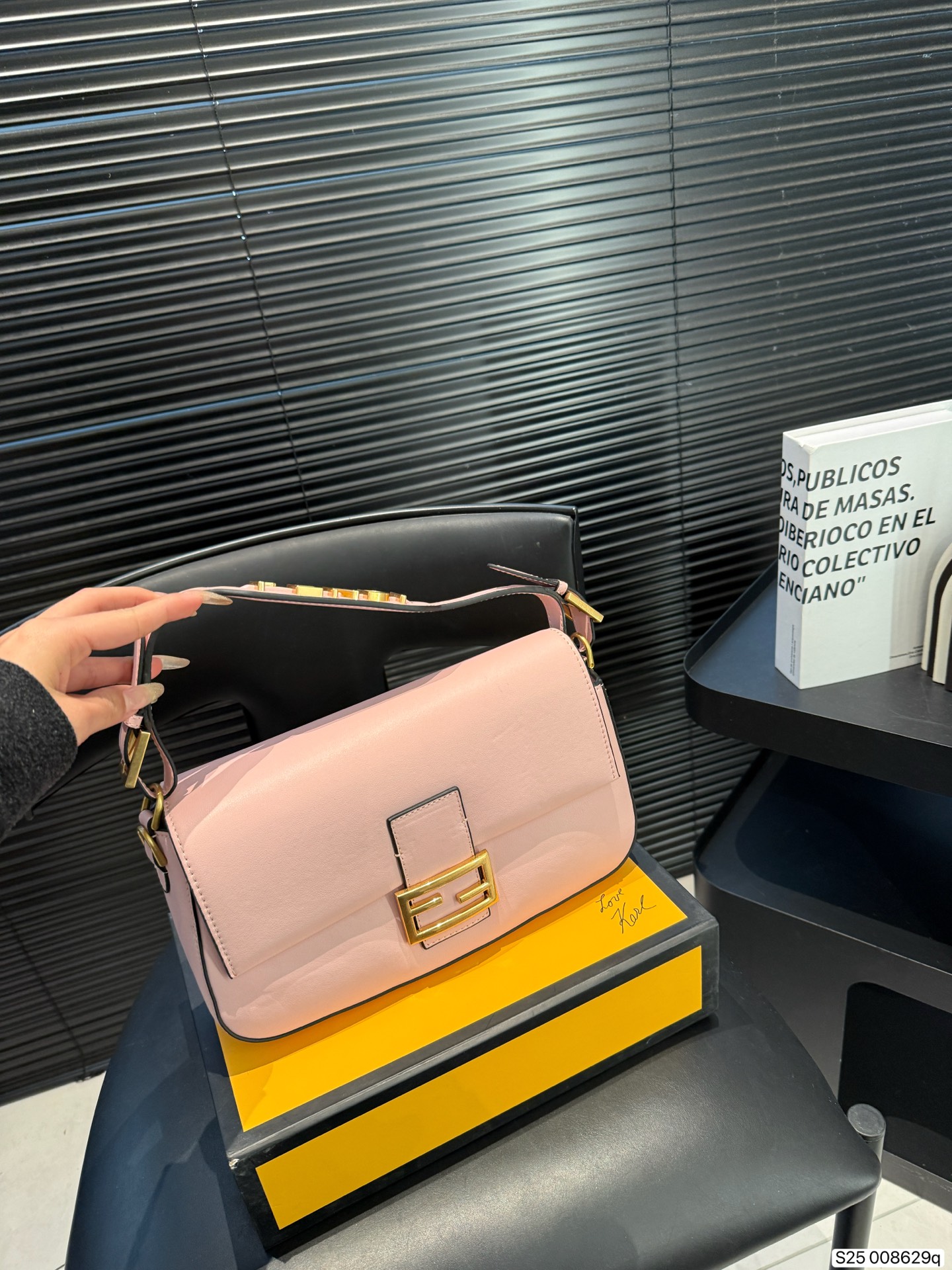 Fendi Baguette Bag - Image 6