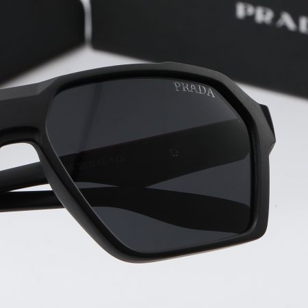 Prada Fashionable Sunglasses - Image 9