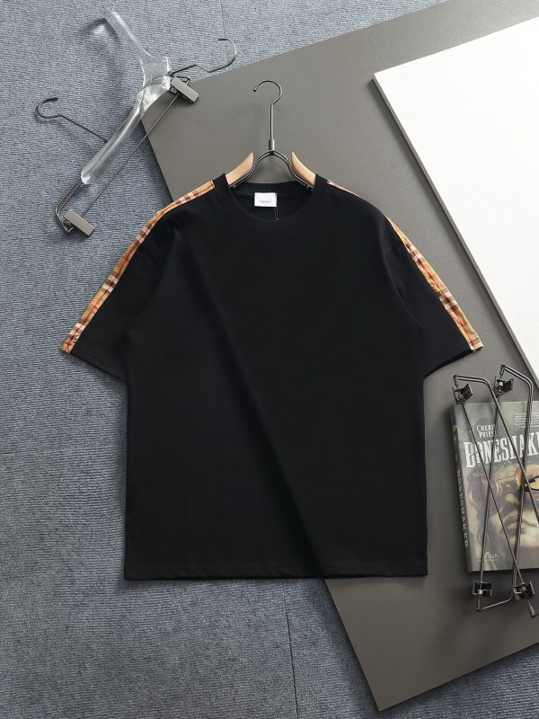 Burberry T-Shirt