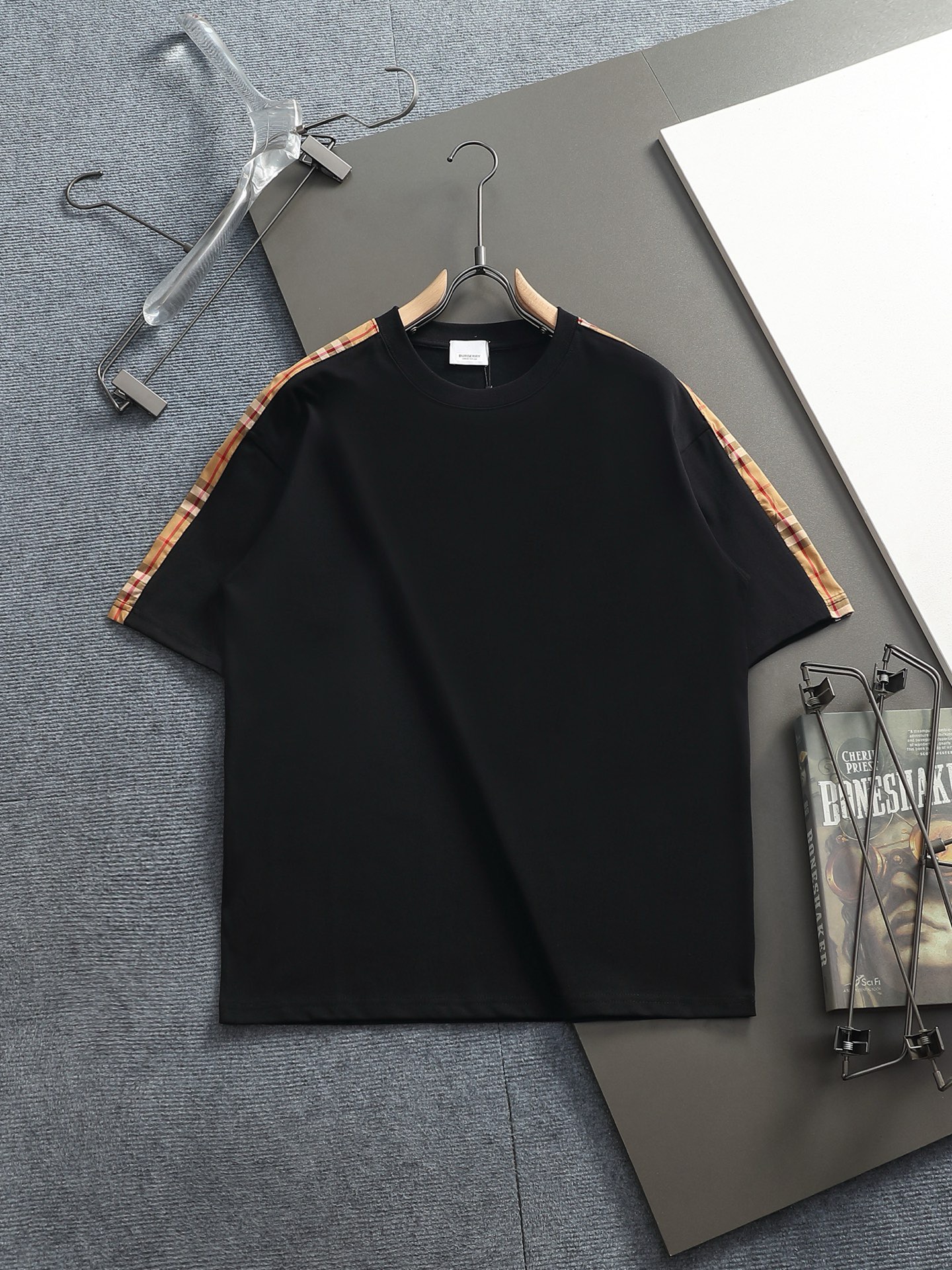 Burberry T-Shirt - Image 2
