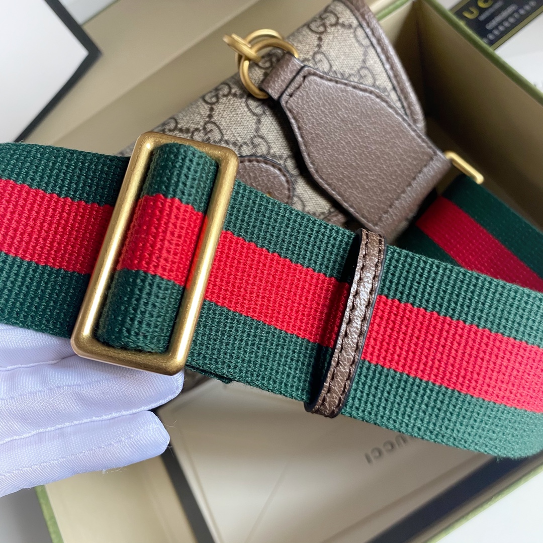 Gucci Neo Vintage GG Supreme Messenger Bag - Image 7