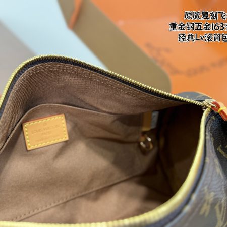 LV Papillon 30 Monogram Bag - Image 9