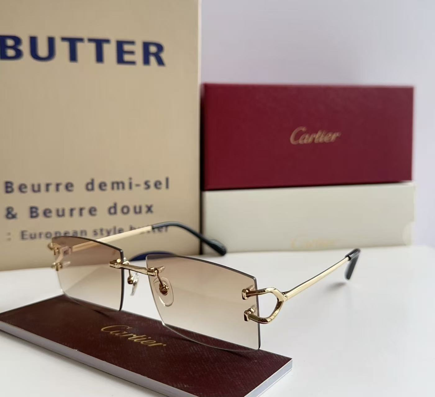 Cartier Sunglasses Top Quality - Image 1