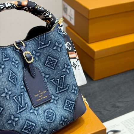 LV Denim bucket shoulder handbag - Image 4
