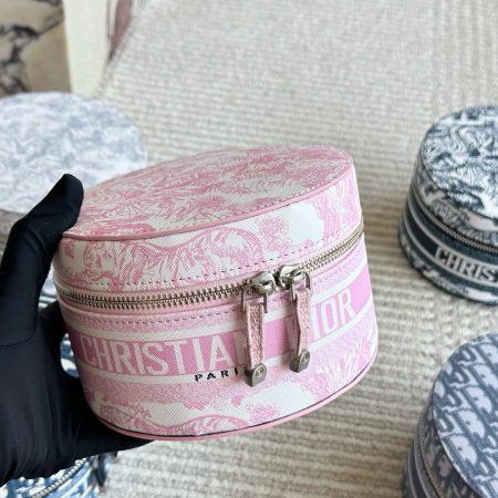 Dior CD Cosmetic Bag - Image 2