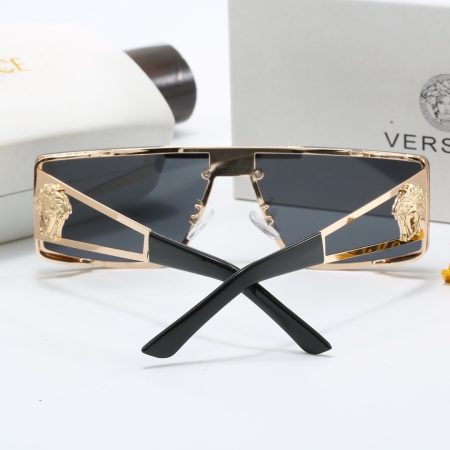 Versace Fashionable Sunglasses - Image 8