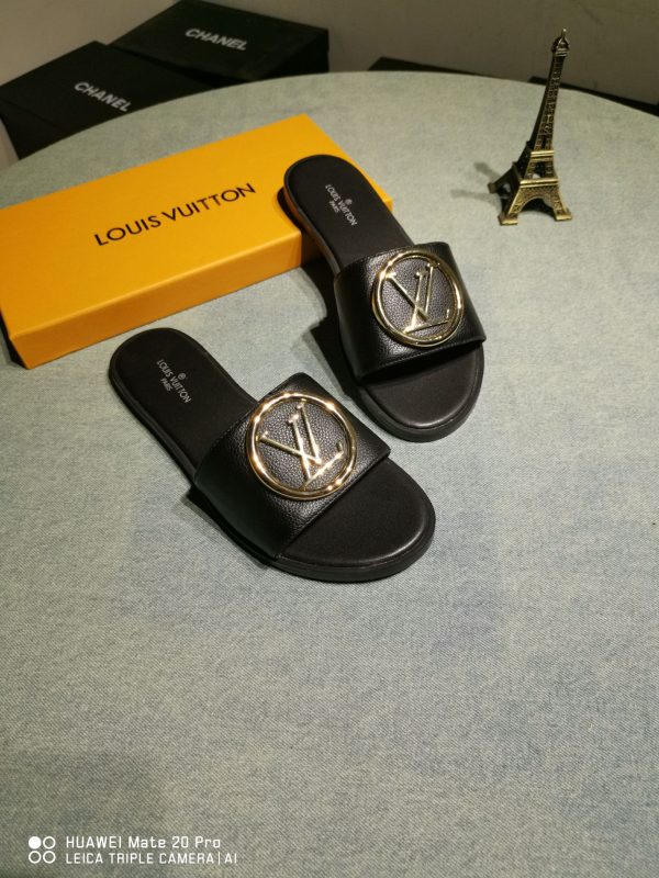 LV's New Summer Slippers