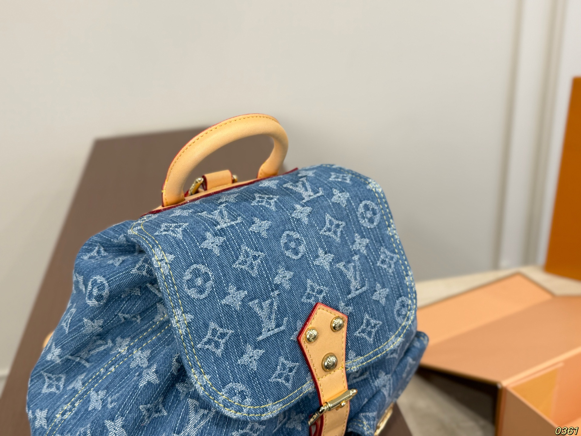 LV Diane Monogram Empreinte Bag - Image 6