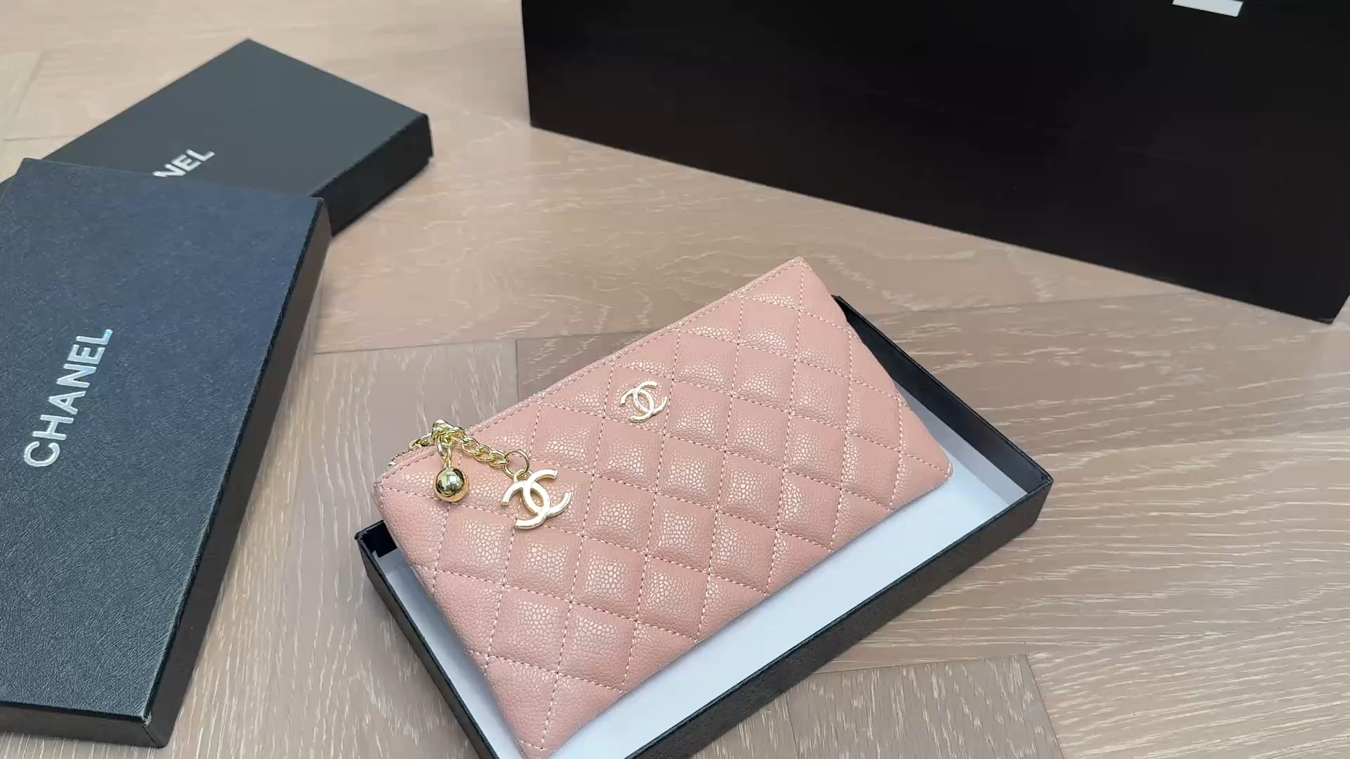 Chanel Classic small zipped pouch - Image 1