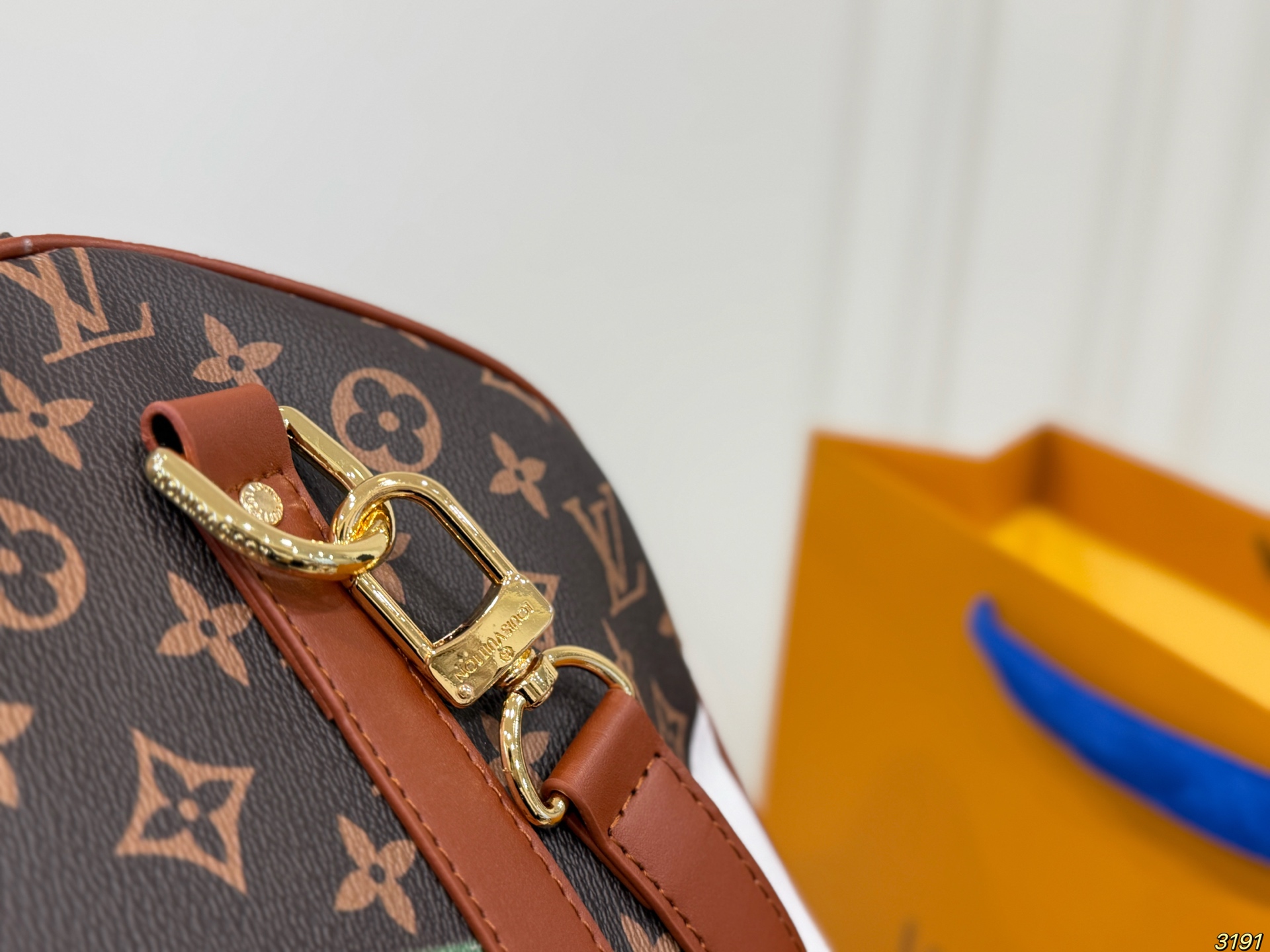 LV Keepall 50 Travel Bag - Image 8