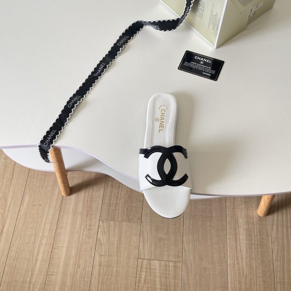 Chanel 26P Double C Two-Tone Flat Slippers