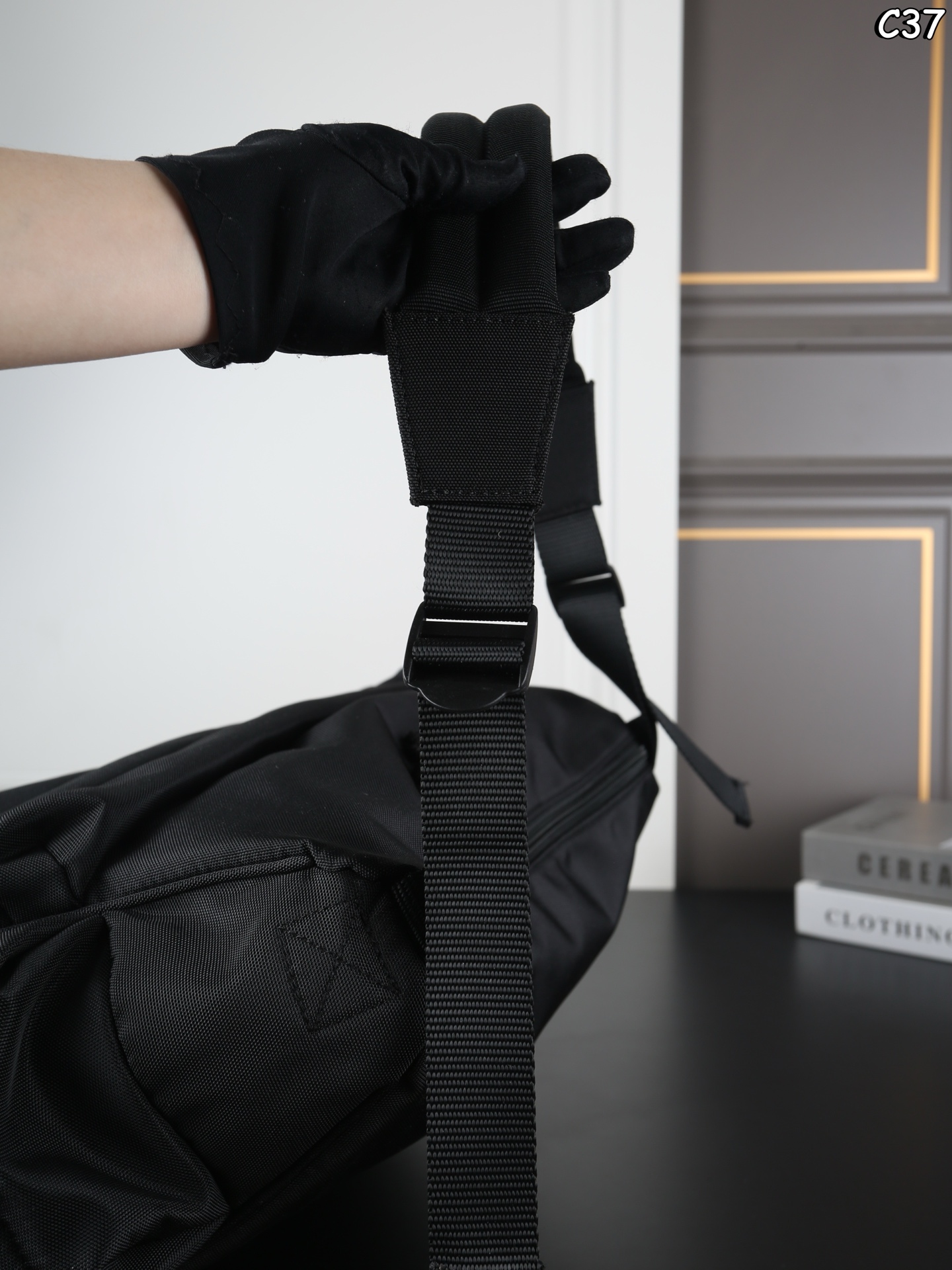 Balenciaga Explorer Multipocket Weekender Medium Bag - Image 8