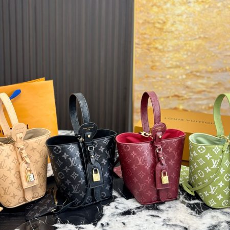LV AII IN BB25ss Bucket Bag