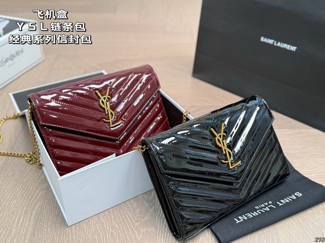 YSL Varnish V-Flap Shoulder Bag - Image 1
