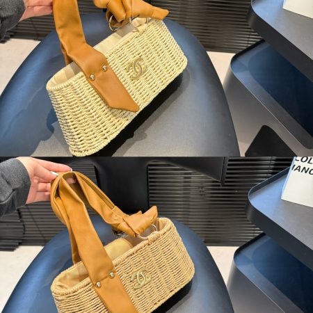 Chanel Crochet Bag - Image 2