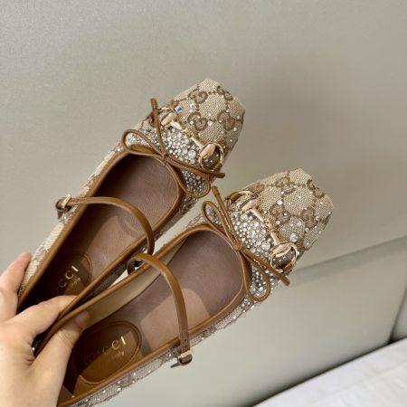Gucci Women's GG Crystal Gucci Horsebit Ballet Flat in Beige - Image 3