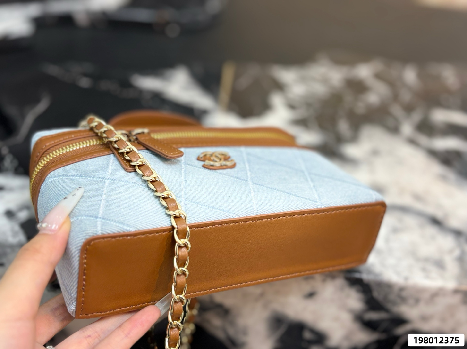 Chanel Resort Collection Denim Lunchbox Bag - Image 6