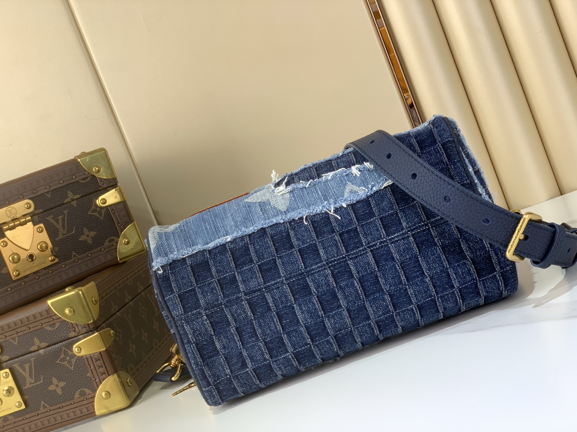 LV X Nigo Sac Speedy Bandoulière 25 Bag - Image 5