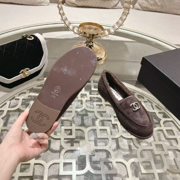 Chanel Loafers in Brown Suede