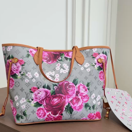LV Neverfull Bag