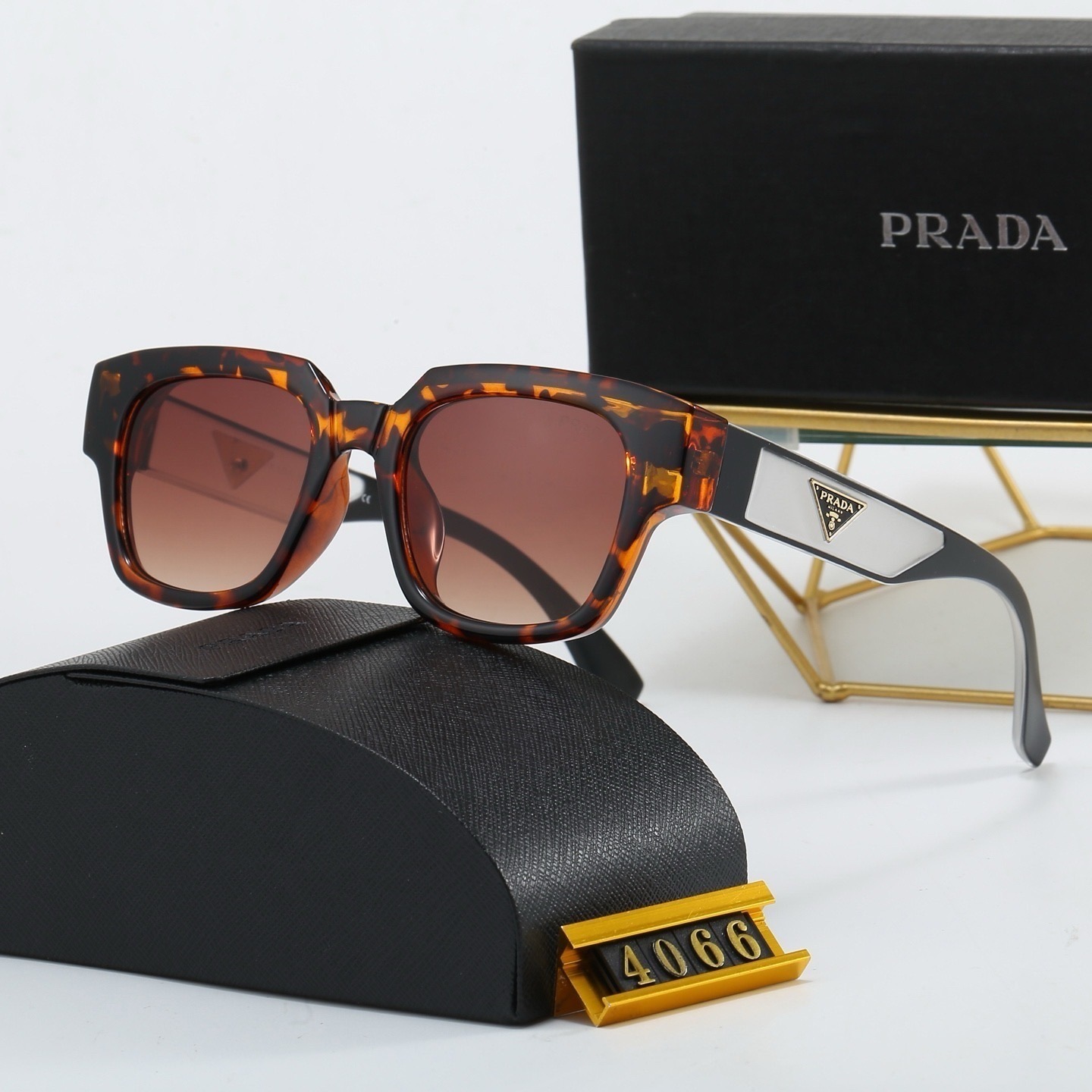 Prada Fashionable Sunglasses - Image 3