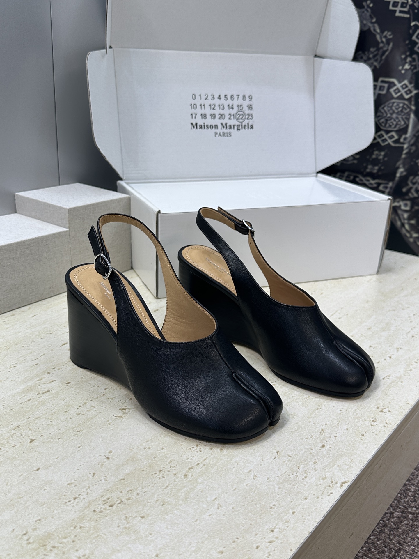 Maison Margiela's New Wedge Heels for Women - Image 1