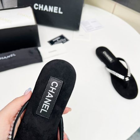 Chanel Velvet 25C Flip-flops - Image 13
