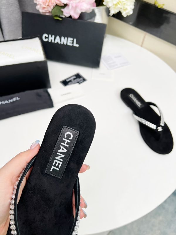 Chanel Velvet 25C Flip-flops