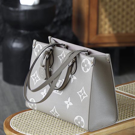 LV OnTheGo MM Bicolor Monogram Empreinte Bag - Top Quality - Image 6