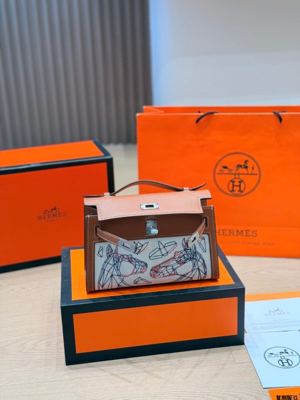 Hermès Amazone Kelly Bag