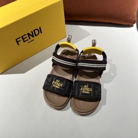 Fendi children's sandals - Image 1