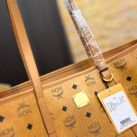 MCM Medium Toni Top-Zip Shopper Bag - Image 8