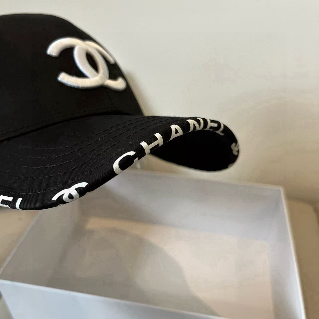 CHANEL Baseball Caps - Image 7