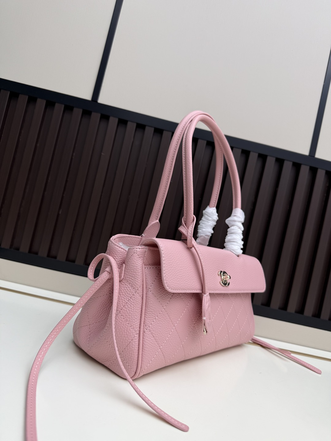 Chanel Togo Cowhide Tote Bag - Image 10