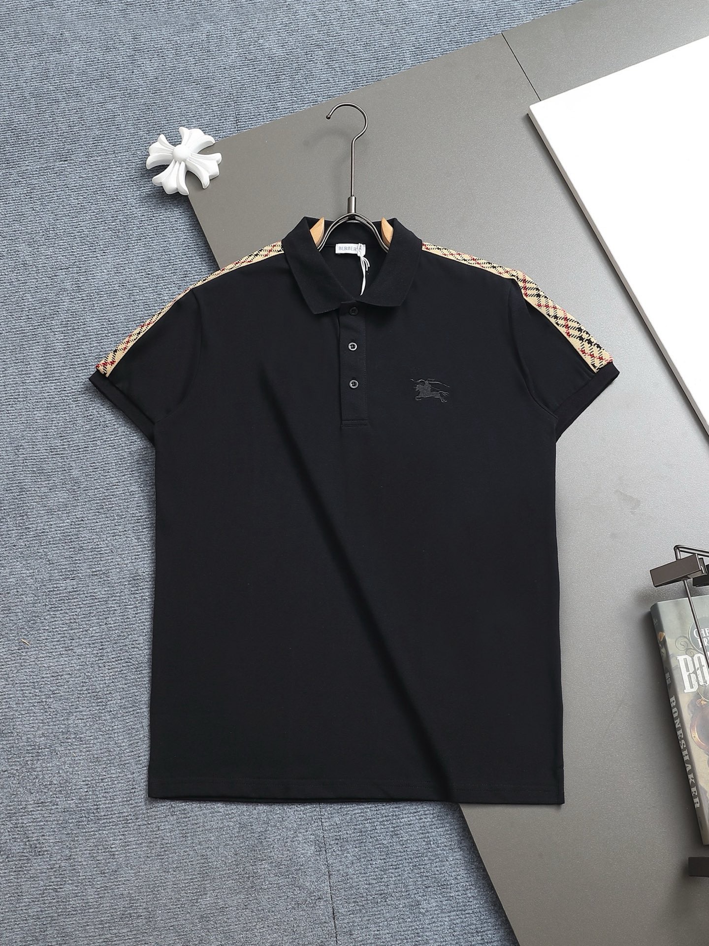 Burberry T-Shirt - Image 1