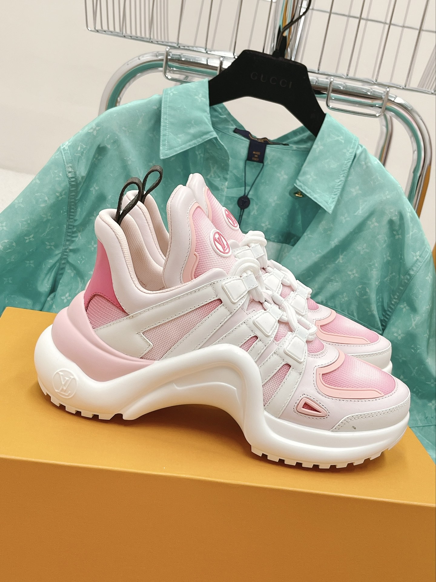 LV Archlight Sneakers Shoes - Image 7