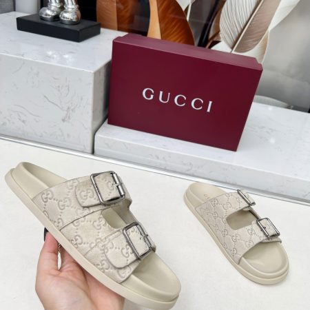 Gucci GG leather sandals | Smart Closet - Image 1