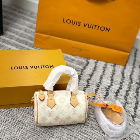 LV Speedy Denim Bag - Image 5