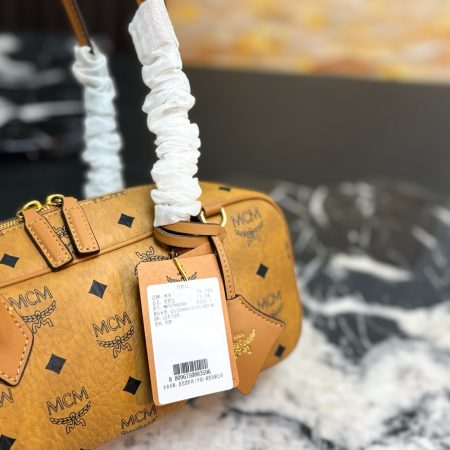 MCM Small Aren East West Shoulder Bag - Image 2