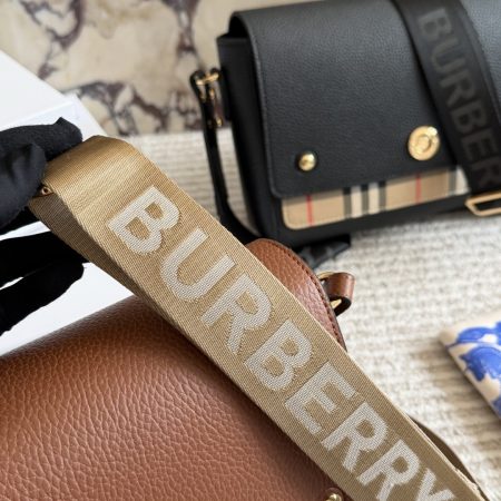 Burberry Vintage Check Note Shoulder Bag - Image 8