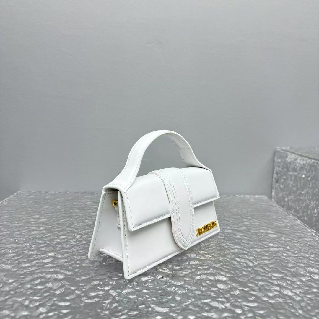 Jacquemus Bamnino Handbag White - Image 3