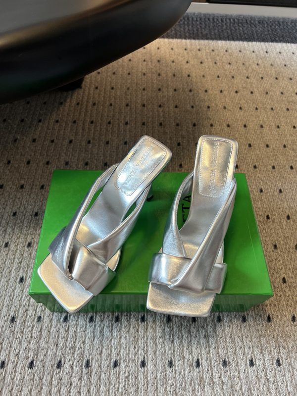 Bottega Veneta Gradient Riva Mules