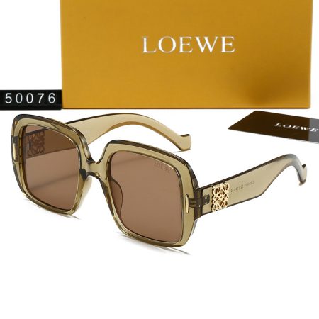 LOEWE Fashionable Sunglasses - Image 1