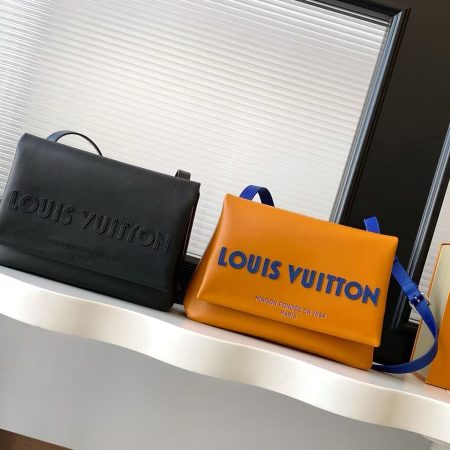 Lv Shopper Medium Handbag - Image 3