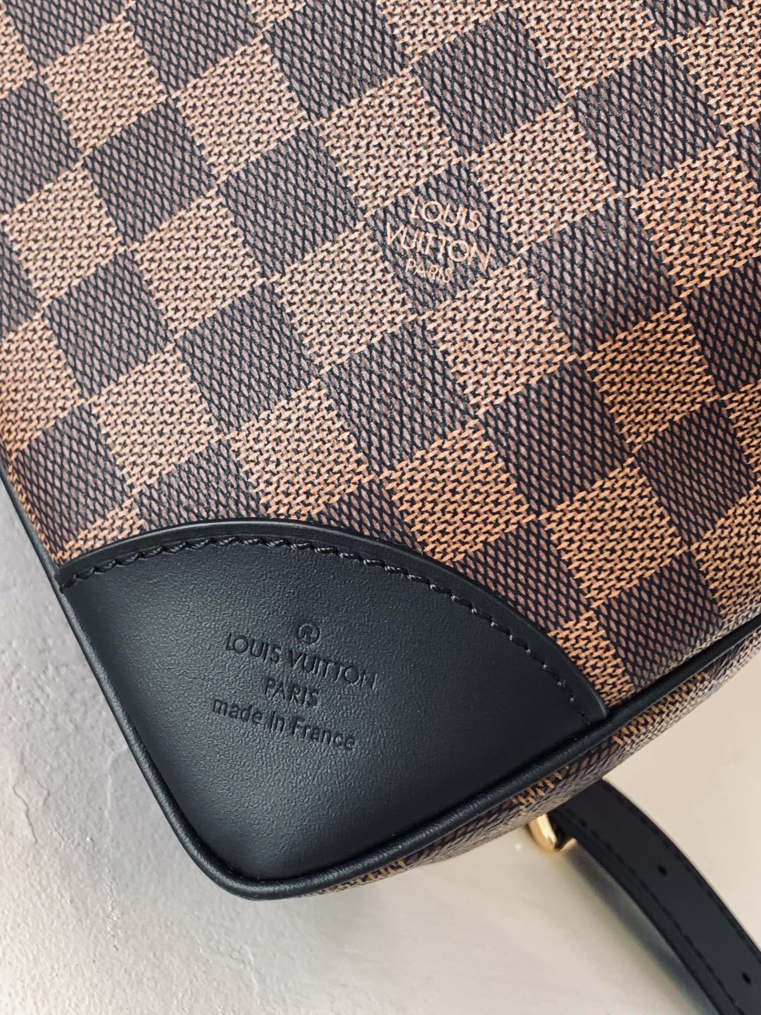 LV Damier Ebene Odeon PM - Image 5