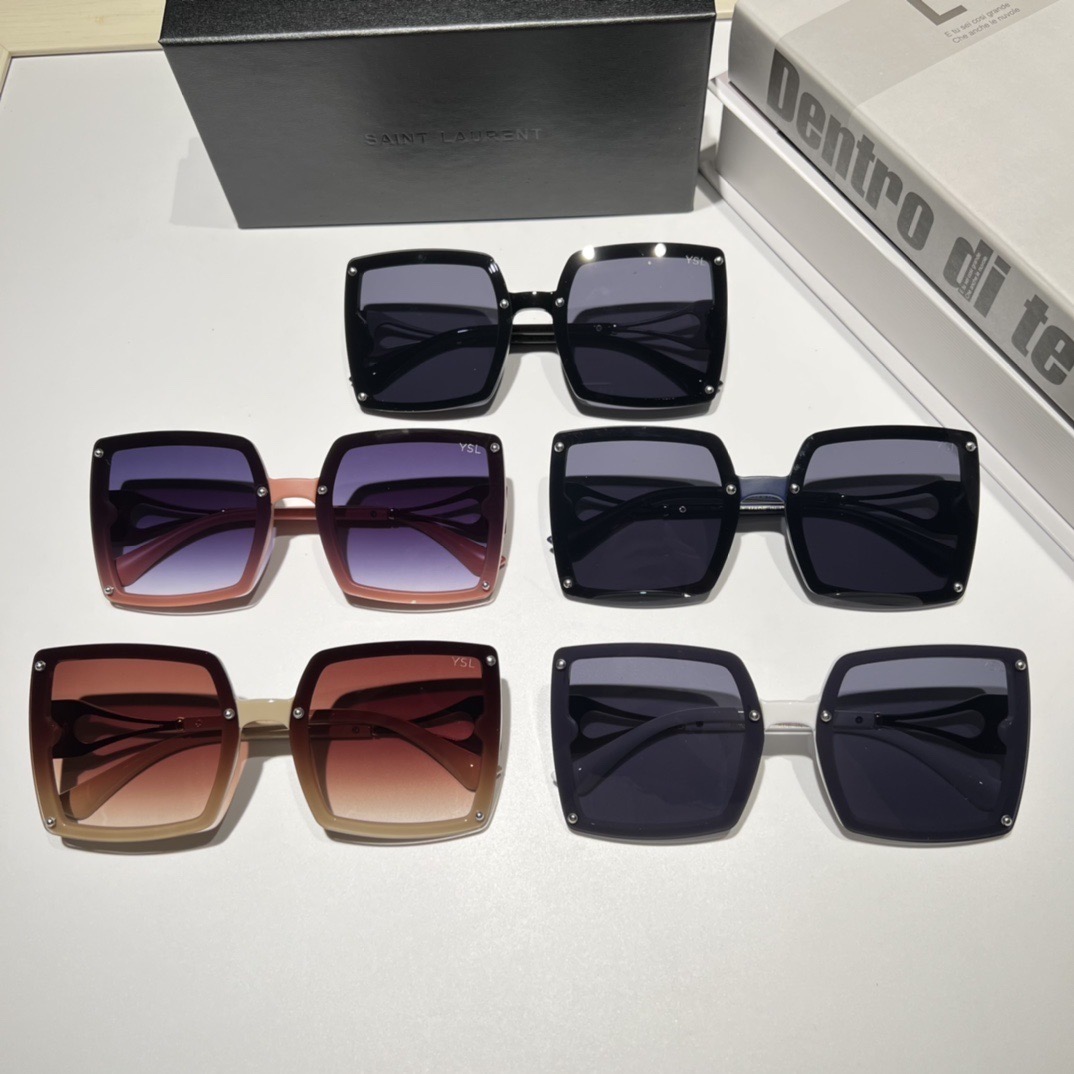 Saint Laurent Fashionable Sunglasses - Image 1