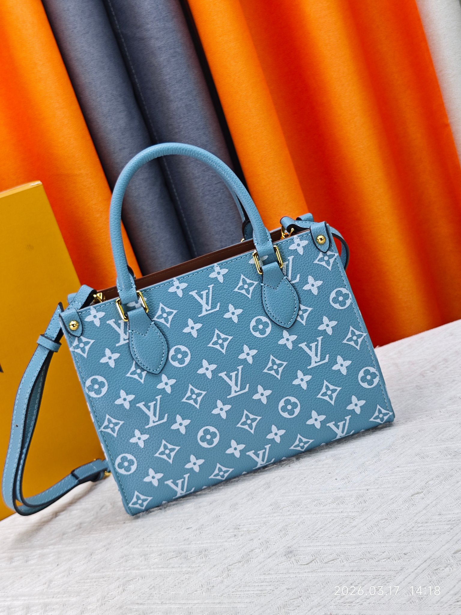 LV OnTheGo PM Bag - Image 4