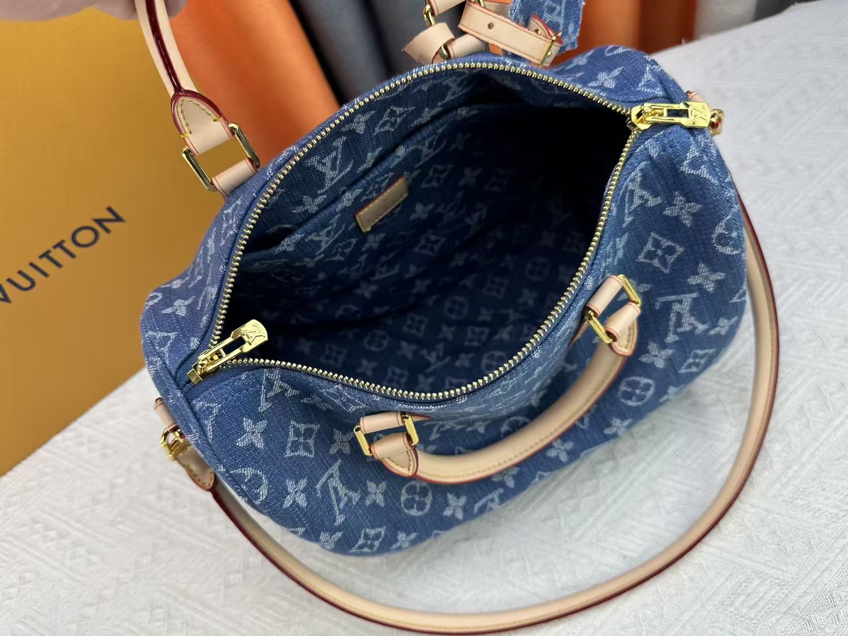 LV Speedy Bandoulière 30 Denim - Image 8