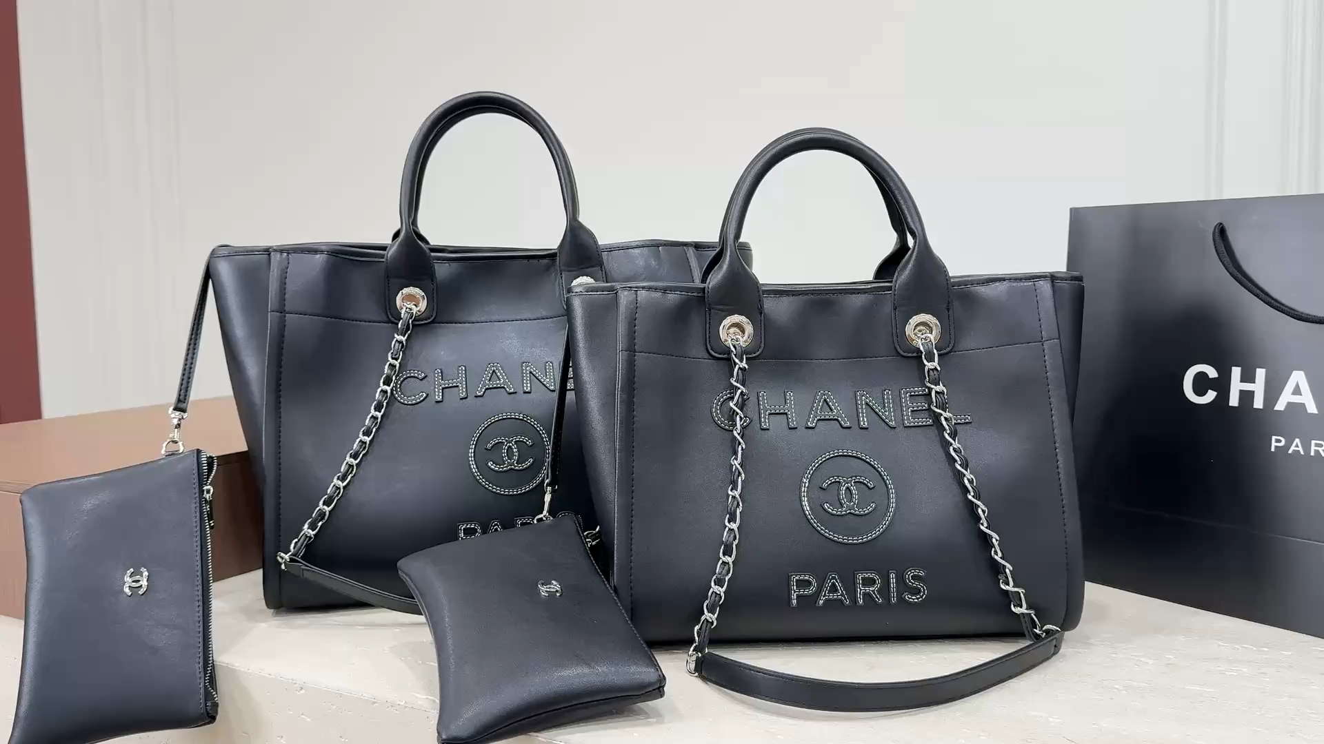 Chanel New Beach Tote Bag - Image 2