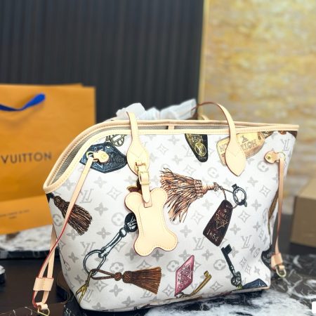 LV Neverfull Tote Bag - Image 3